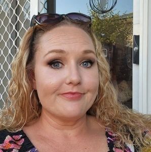 Meet your Posher, Corey